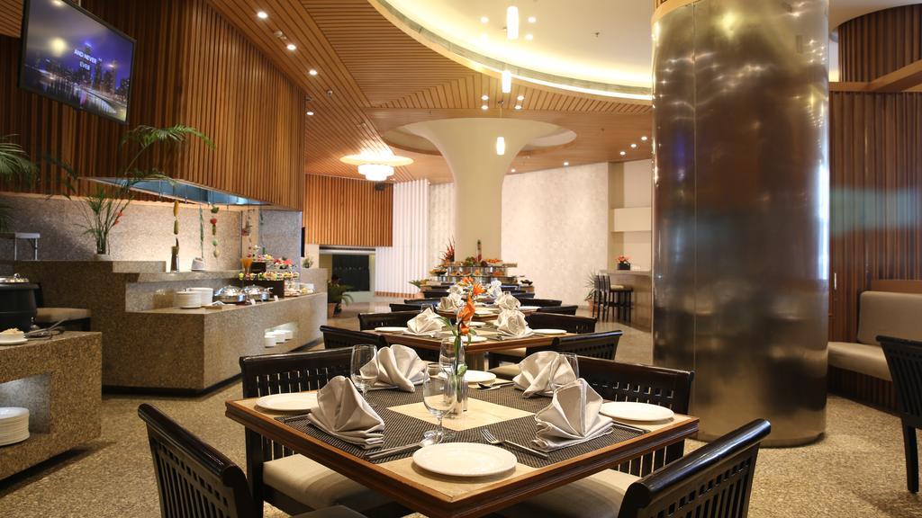 Country Inn & Suites By Radisson, Meerut Esterno foto