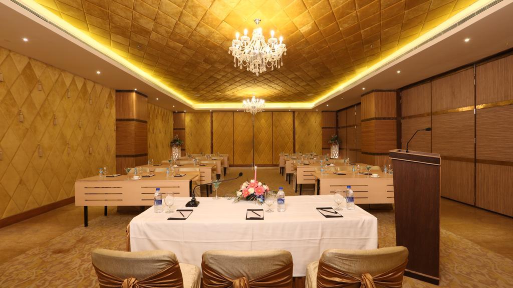 Country Inn & Suites By Radisson, Meerut Esterno foto