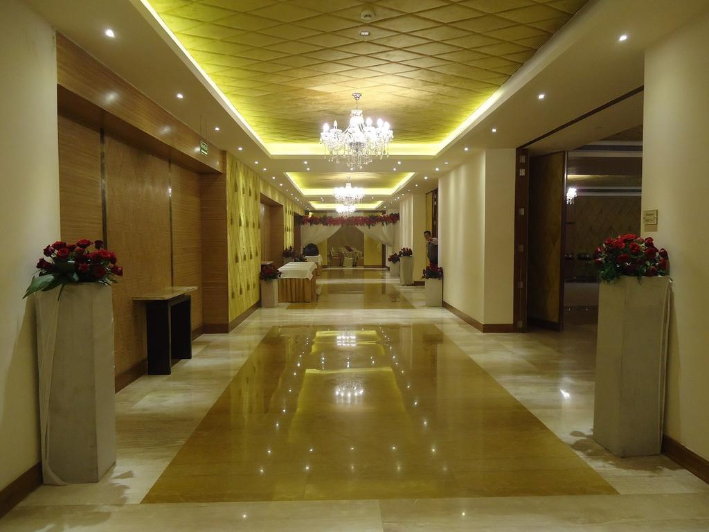 Country Inn & Suites By Radisson, Meerut Esterno foto