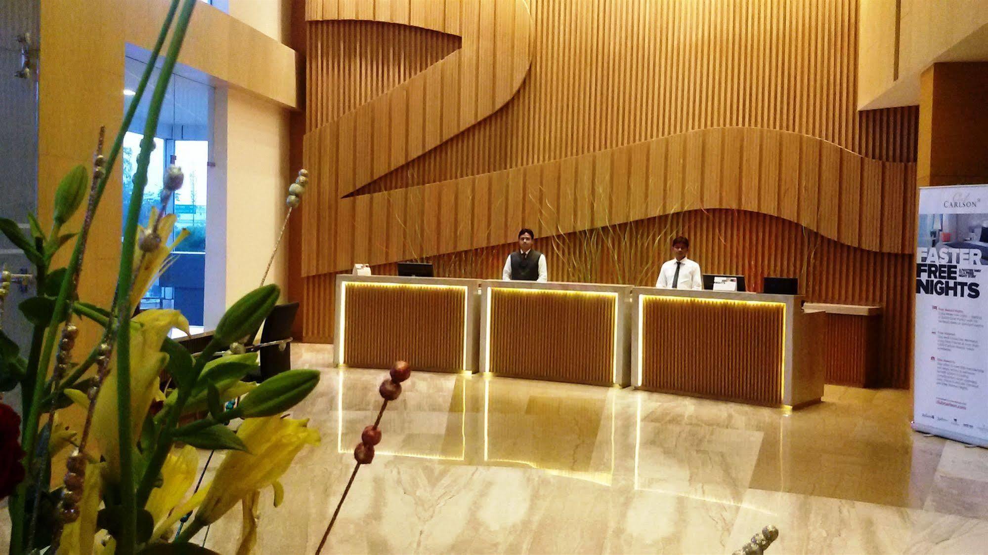 Country Inn & Suites By Radisson, Meerut Esterno foto